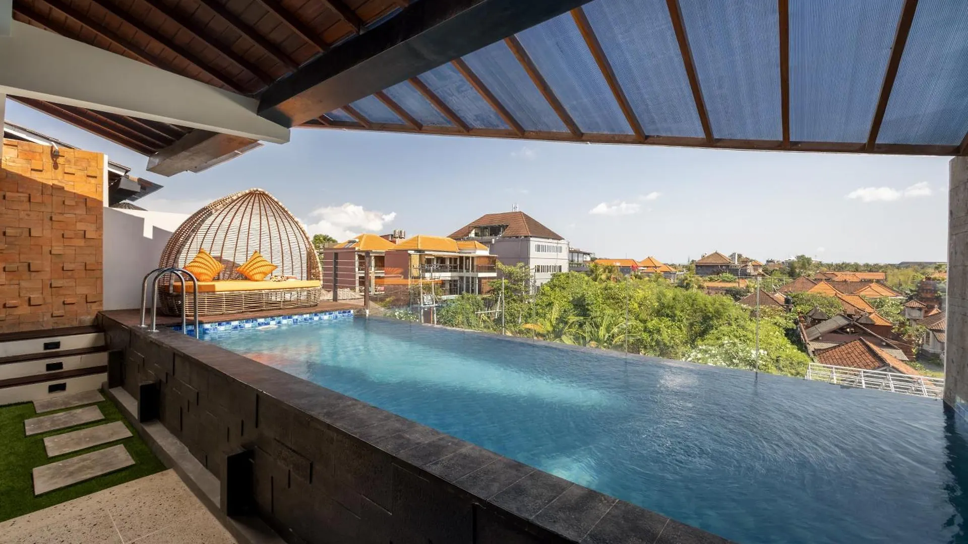 Mokko Suites Batubelig Canggu  4*, Canggu (Bali) Indonesia